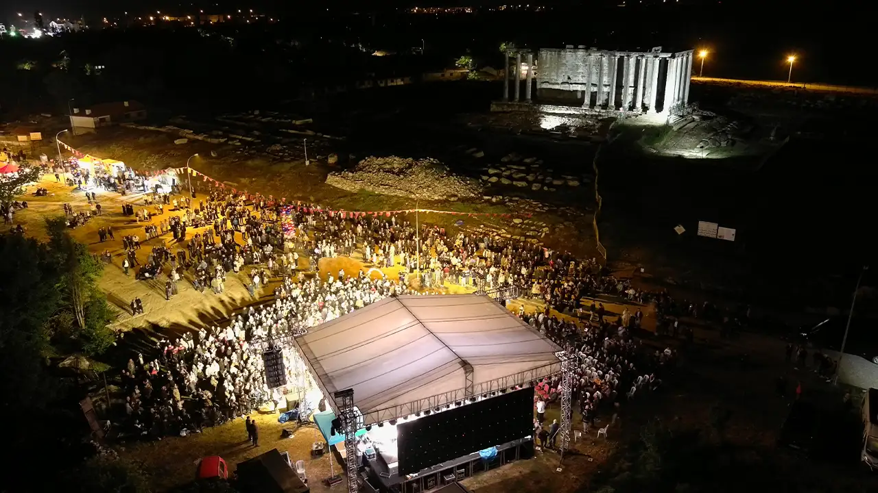 Kütahya Aizanoi Antik Fest’te Aydilge Coşkusu3