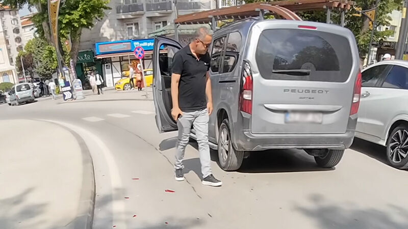 Kütahya Da Fayton Atı Trafiği Birbirine Kattı (3)