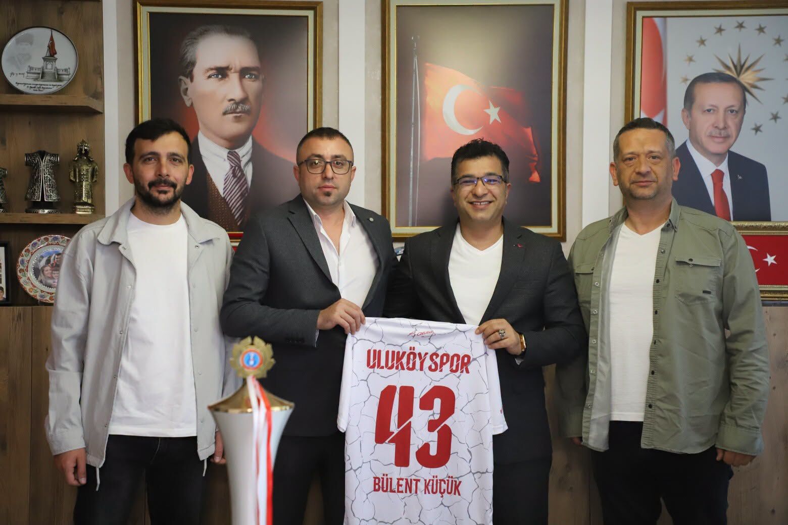 Kütahya Uluköyspor’dan Bal Başarısı Sonrası Anlamlı Ziyaret 1