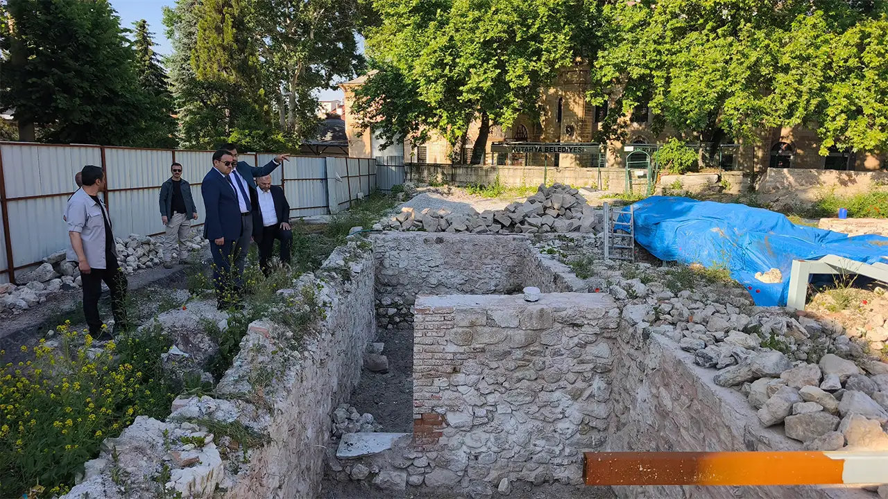 Kütahya Valisi Işın, Külliyede Incelemelerde Bulundu3