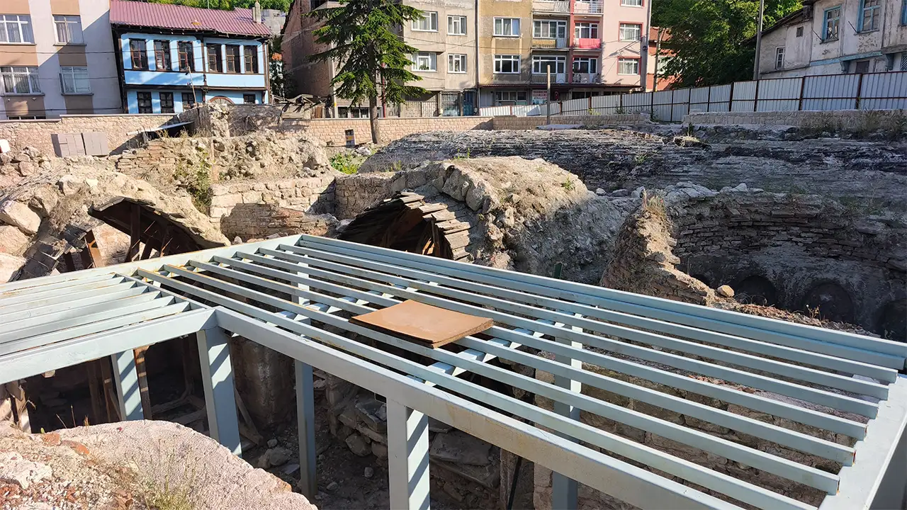 Kütahya Valisi Işın, Külliyede Incelemelerde Bulundu4