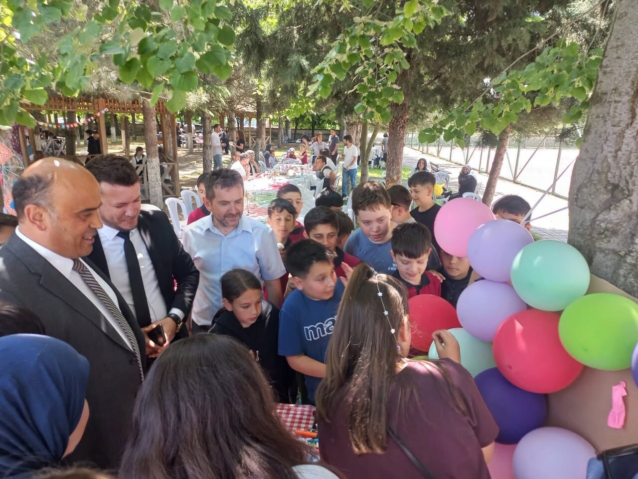Kütahya’da 75. Yıl Ortaokulu Kermesine Yoğun Ilgi