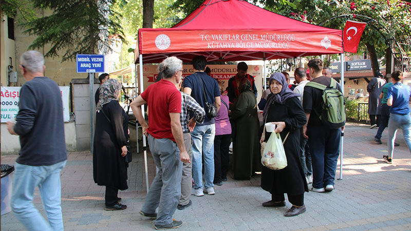 Kütahya’da Bin Kişiye Aşure Ikramı Yapıldı (2)