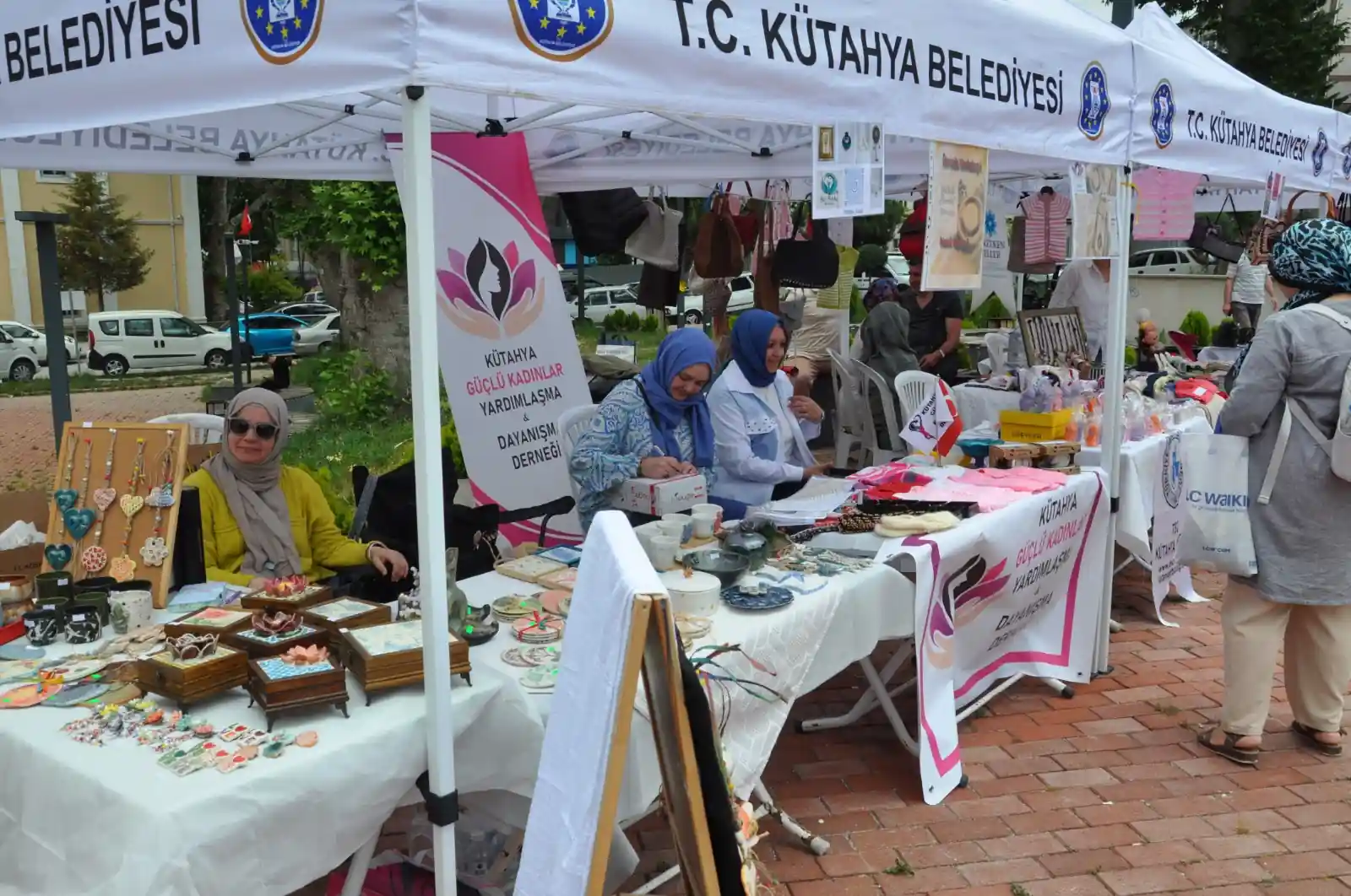 Kütahya’da Çamlıbahçe Parkı’nda Ilk Etkinlik Kadınların2