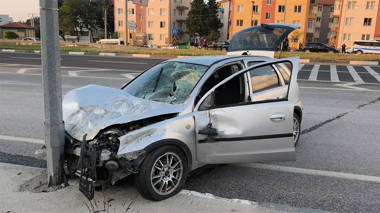 Kütahya'da Çevre Yolunda Kaza4
