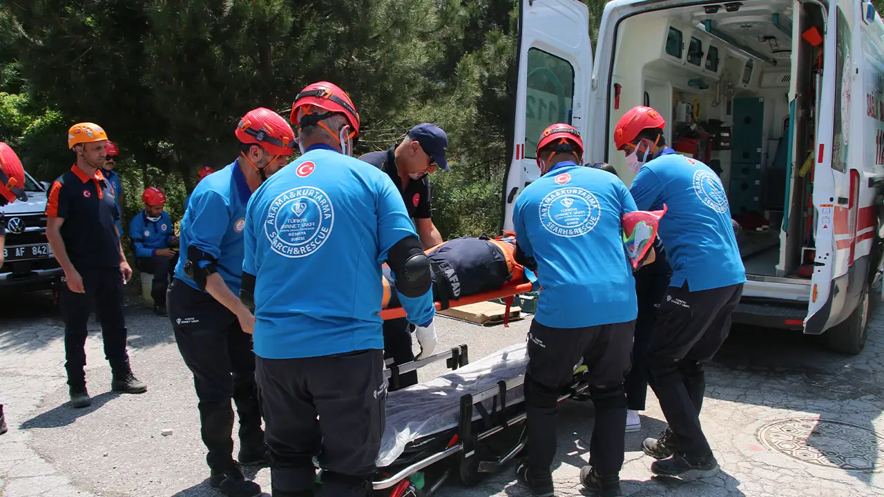 Kütahya’da Deprem Tatbikatı Gerçeğini Aratmadı9