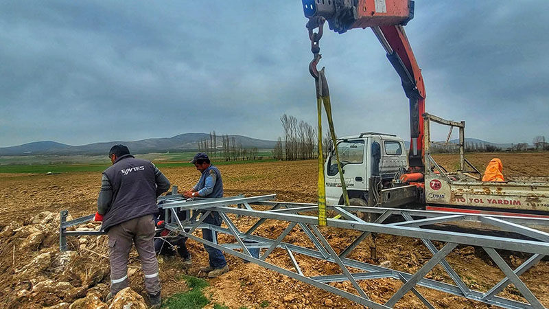 Kütahya'da Elektrik Akımına Kapılan Elektrikçi Hayatını Kaybetti (3)