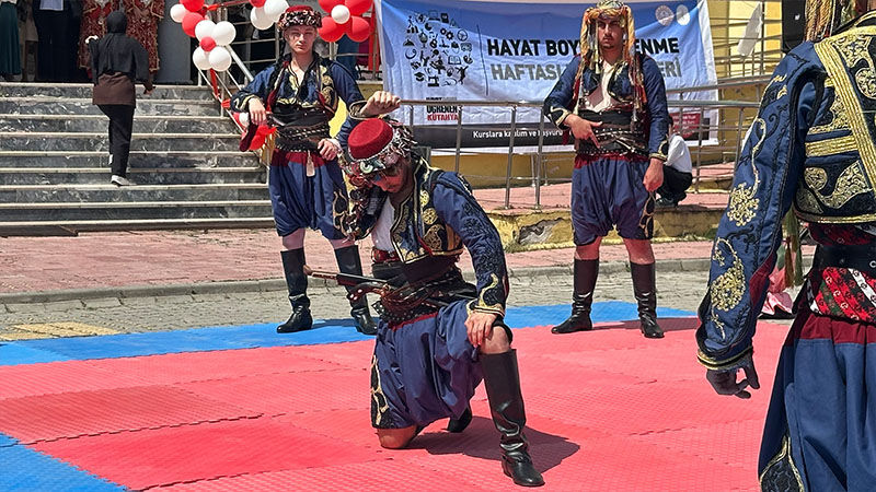 Kütahya’da “Hayat Boyu Öğrenme Haftası” Kutlandı (4)