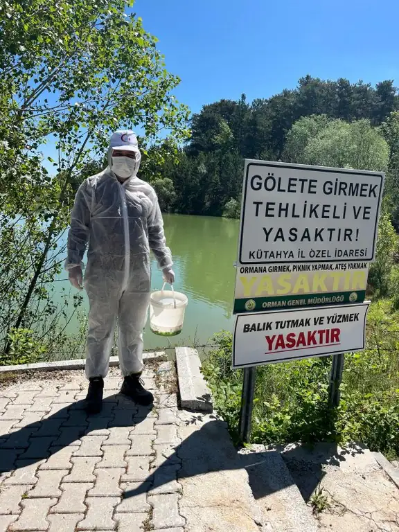 Kütahya’da Ilaçlama Ve Temizlik Çalışmaları Sürüyor 1
