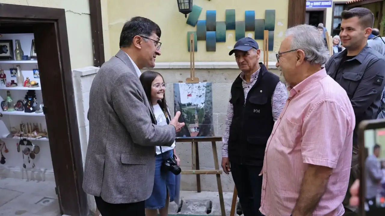 Kütahya’da Minik Fotoğrafçıların Eserleri Sergilendi 1