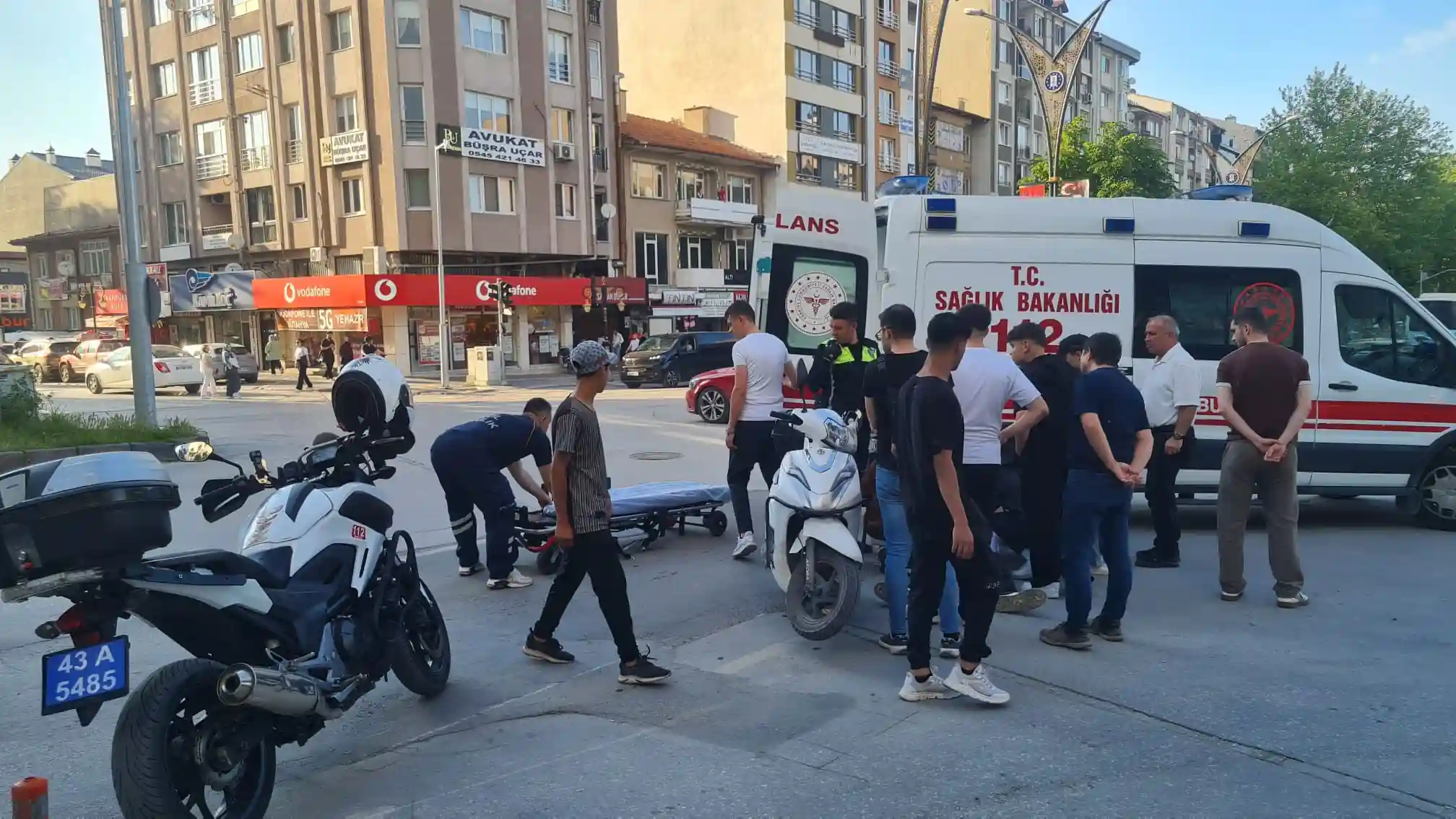 Kütahya’da Motosiklet Ve Elektrikli Bisiklet Çarpıştı 1