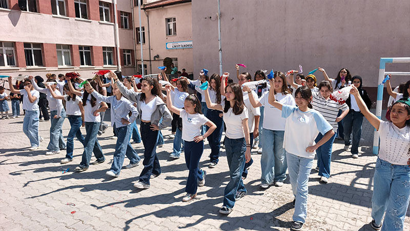 Kütahya’da Ortaokul Öğrencileri Hedeflerini Aştı (4)