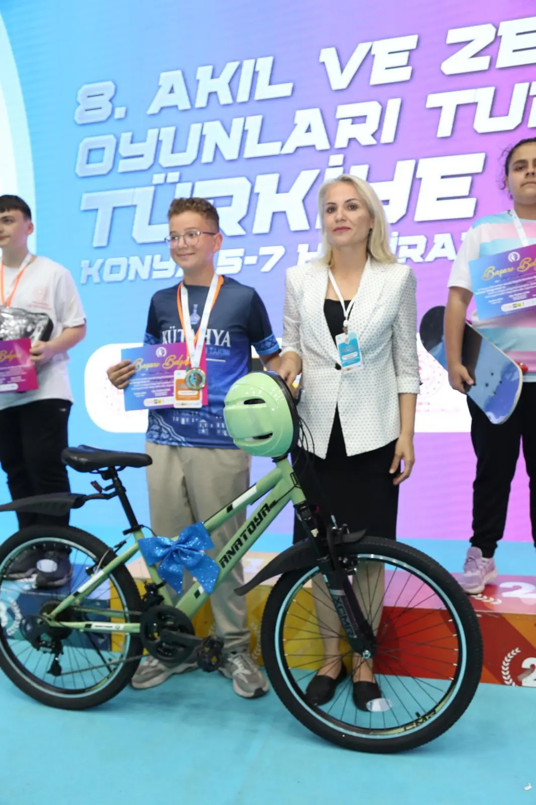 Kütahyalı Öğrenci Akıl Ve Zeka Oyunlarında Türkiye Birincisi