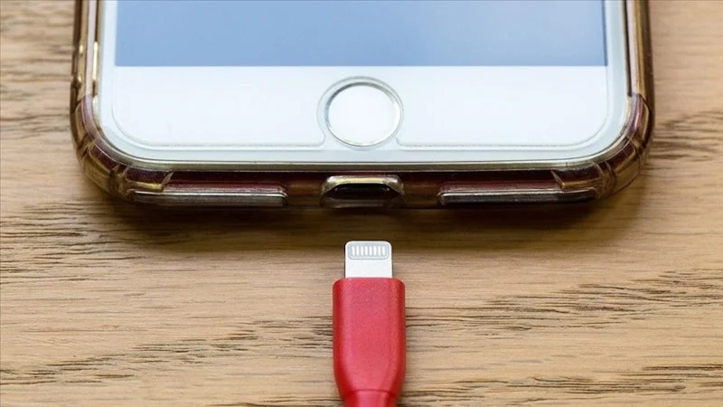 Telefonu Şarj Ederken Yapılan Hata Ortaya Çıktı1
