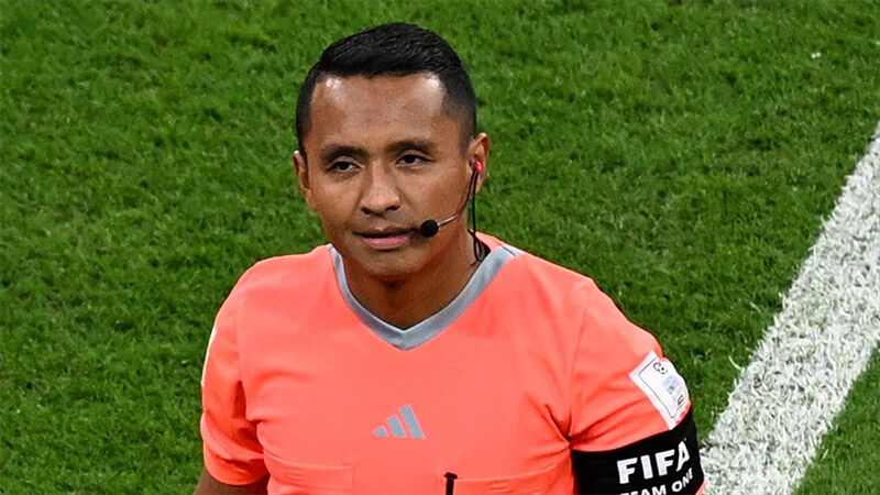 Türkiye Paraguay Maçını Ivan Barton Yönetecek (1)