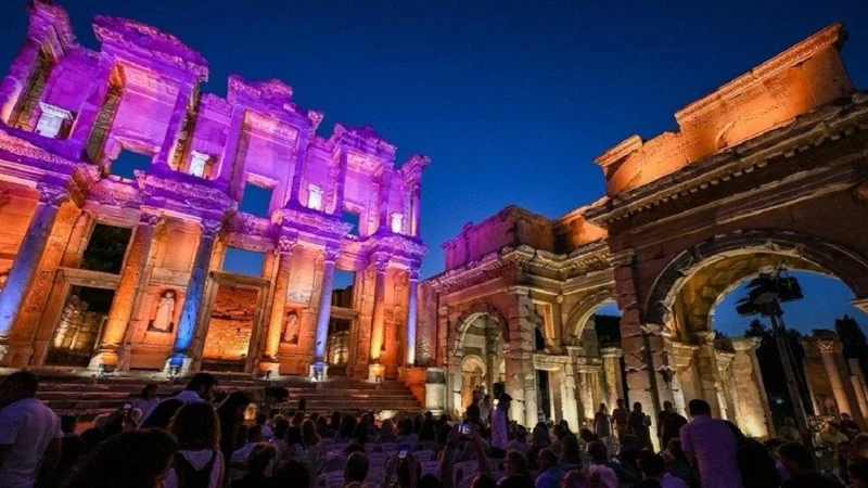 Türkiye’de Gece Ziyaretine Açılan Müzeler Açıklandı