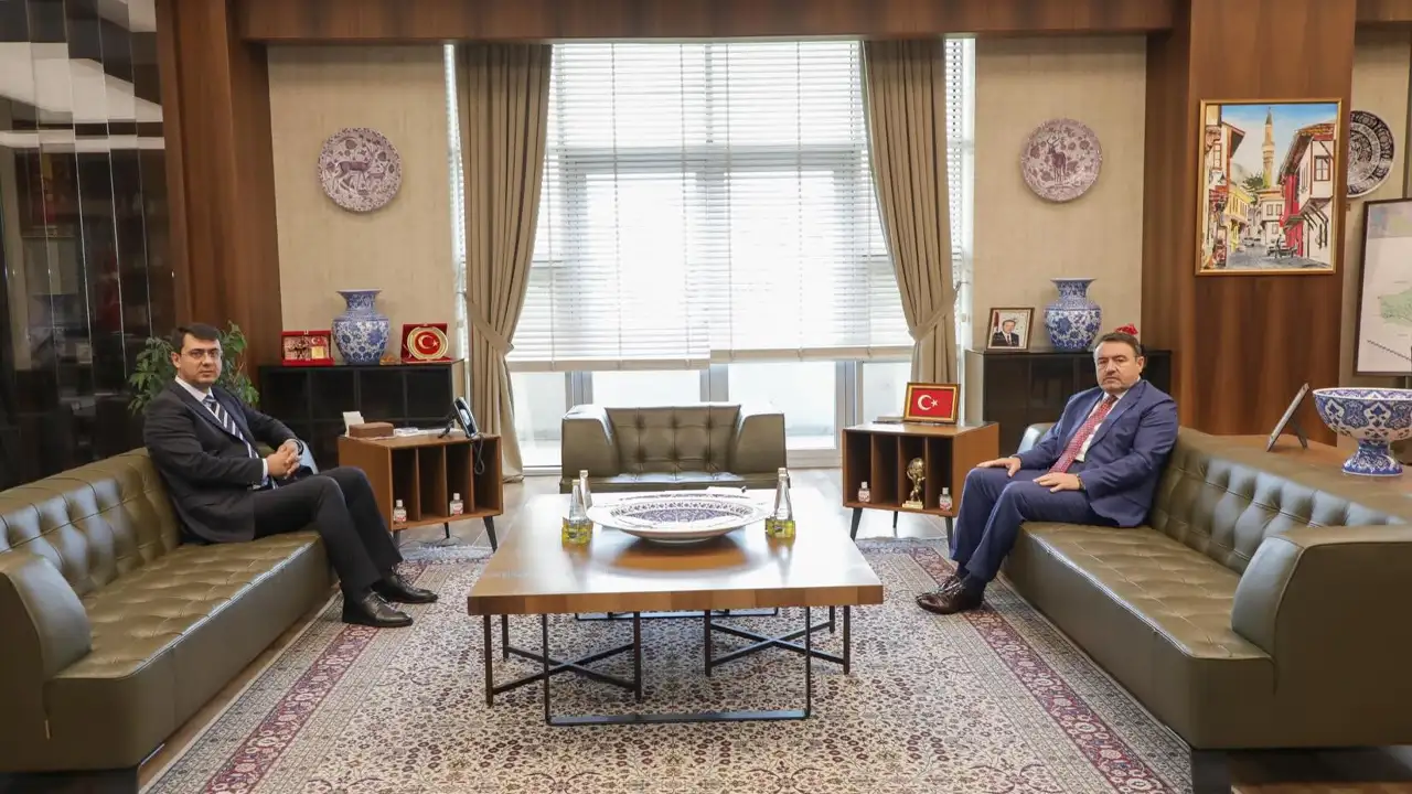 Uşak Valisi Kartal'dan Vali Işın'a Ziyaret 3