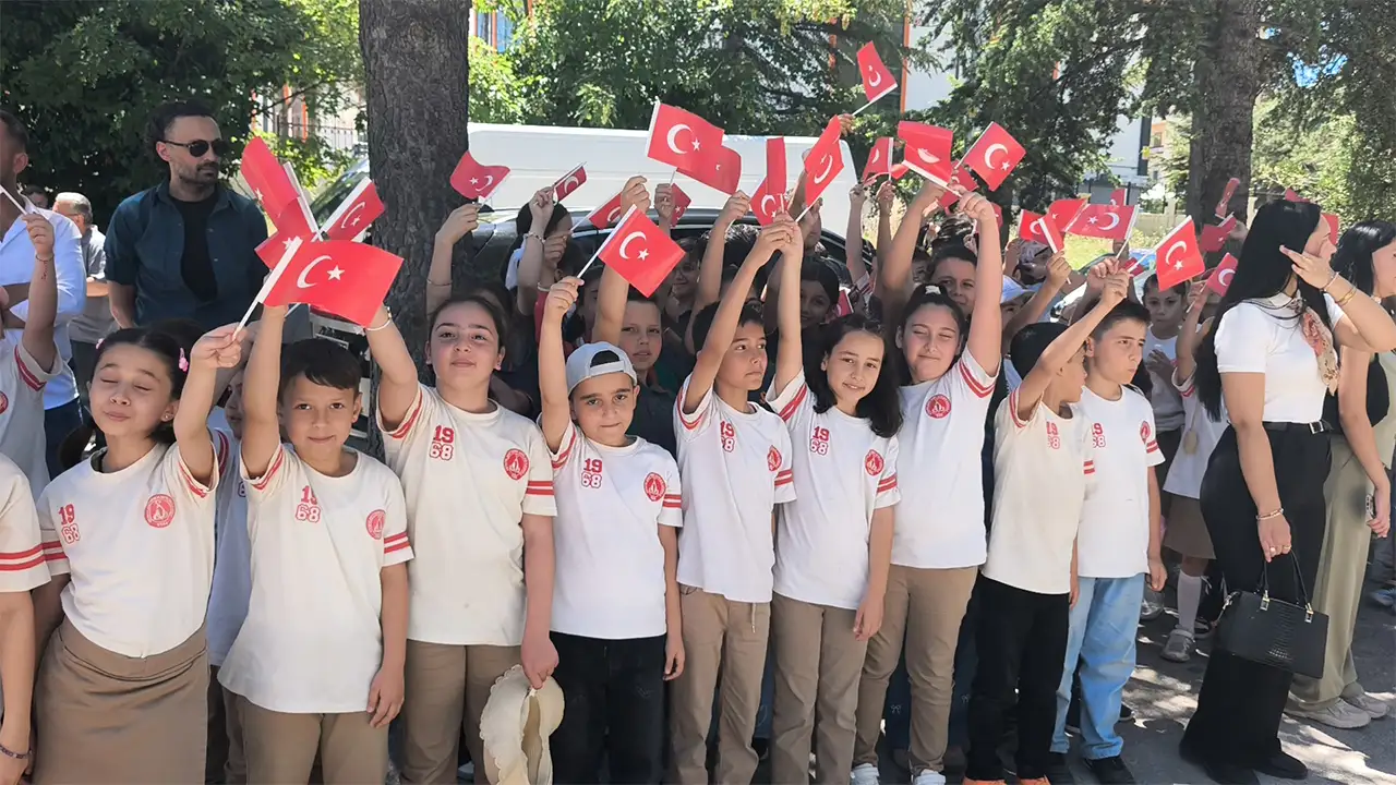 Yeşilay Kütahya Gençlik Merkezi Dualarla Açıldı4
