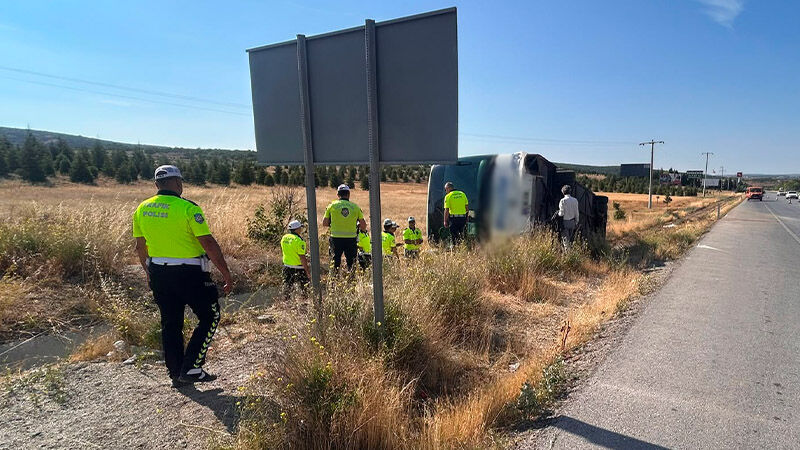 Kütahya Eskişehir Kara Yolunda Otobüs Kazası (3)