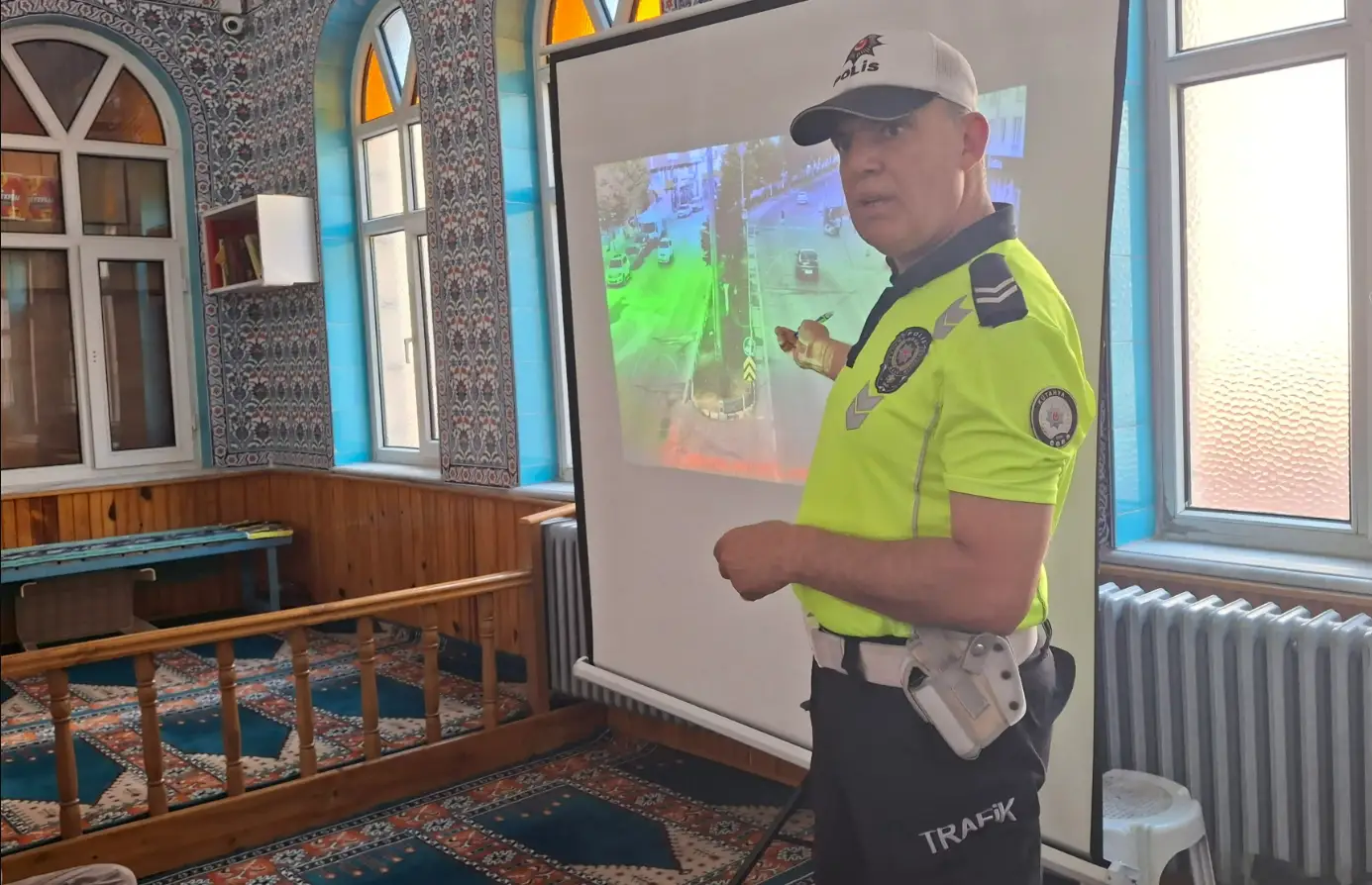 Kütahya’da Cami Cemaatine “Trafik Eğitimi” (1)
