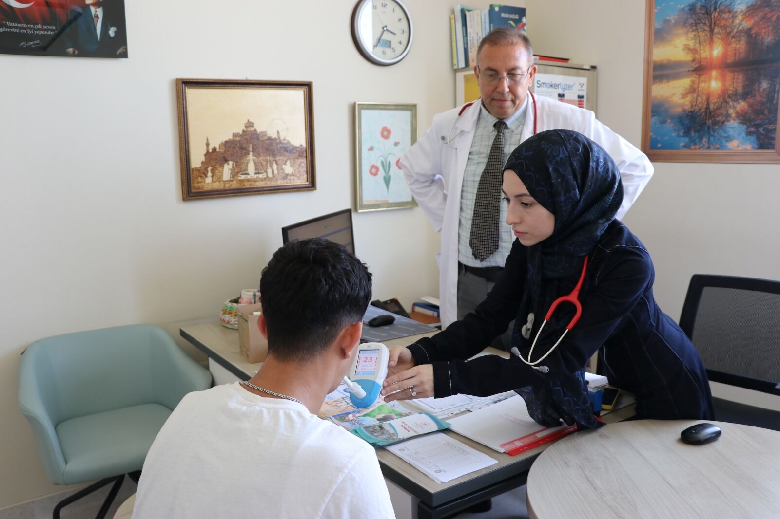 Kütahya'da Ergenlerin Geleceğini Ilgilendiren Poliklinik Hizmet Veriyor (3)
