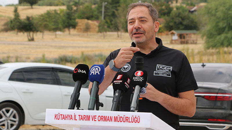 Kütahya’da Iç Su Kaynakları Balıklandırılıyor (3)