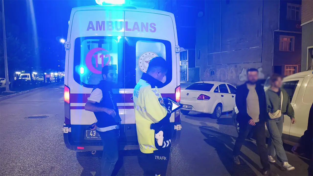 Kütahya’da Makas Atan Otomobil Kaza Yaptı2