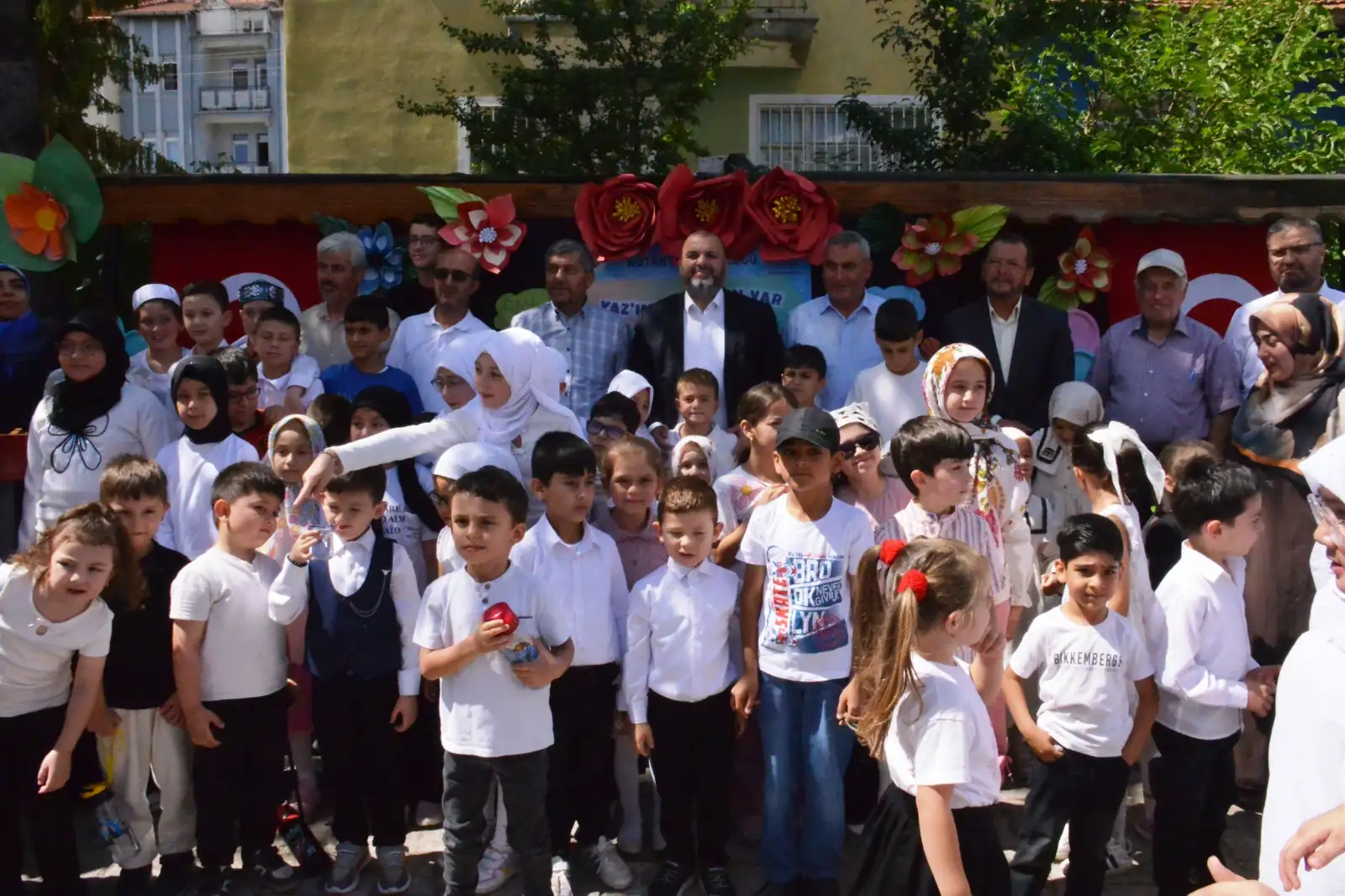 Kütahya'da Minik Öğrenciler Çocuk Şenliğinde Eğlendi 2