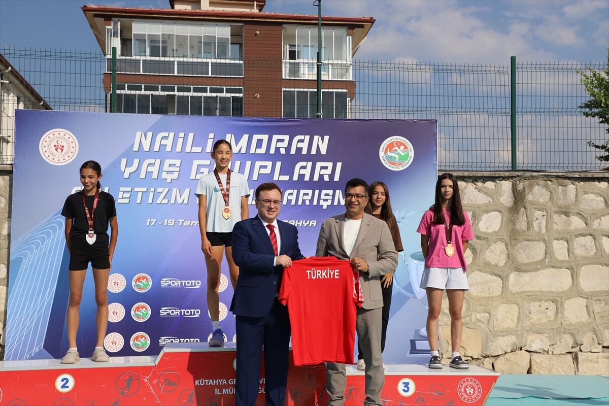 Kütahya'da Naili Moran Atletizm Yarışmaları Tamamlandı (1)