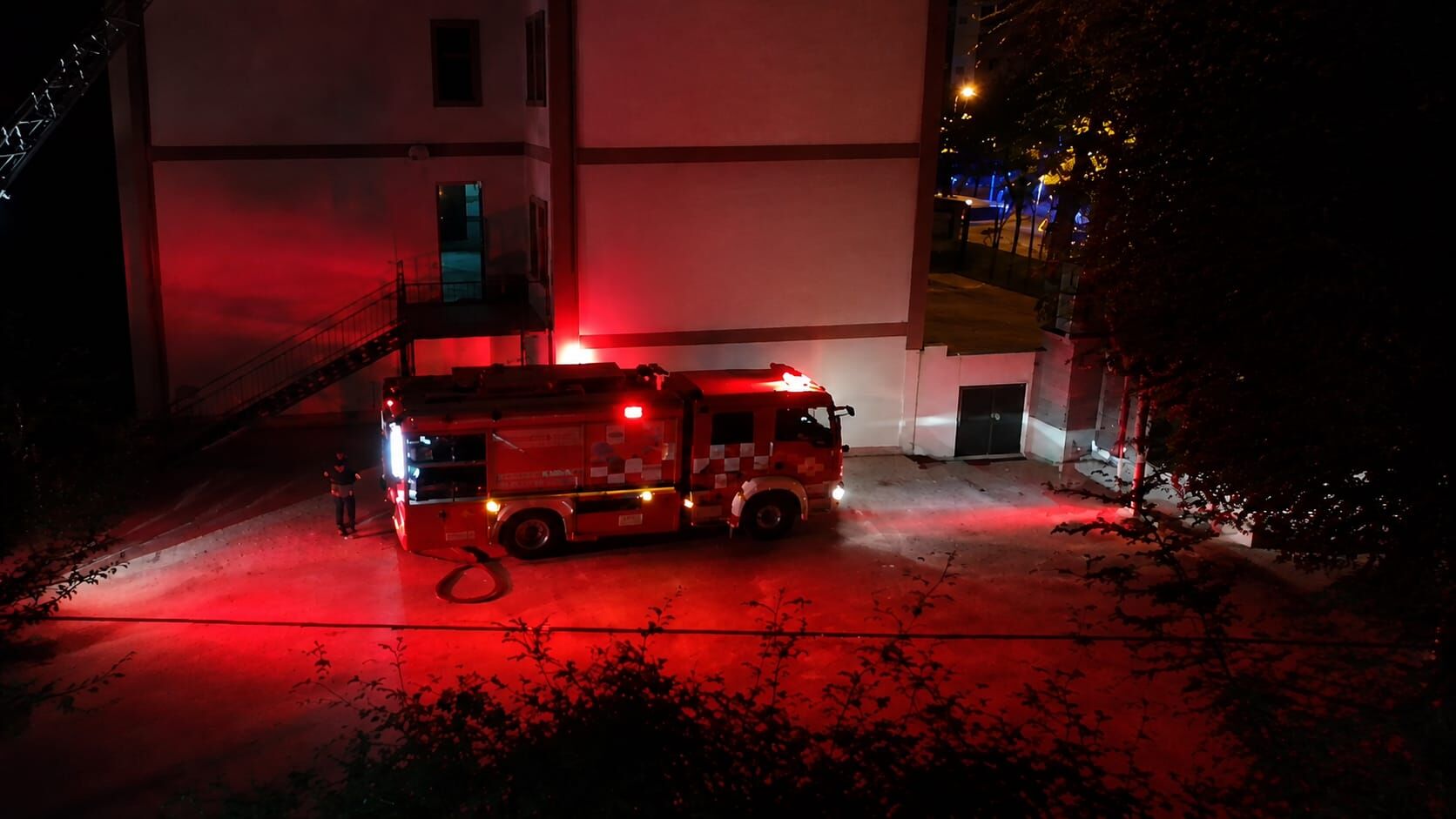 Kütahya’da Okuldan Yükselen Dumanlar Ekipleri Alarma Geçirdi