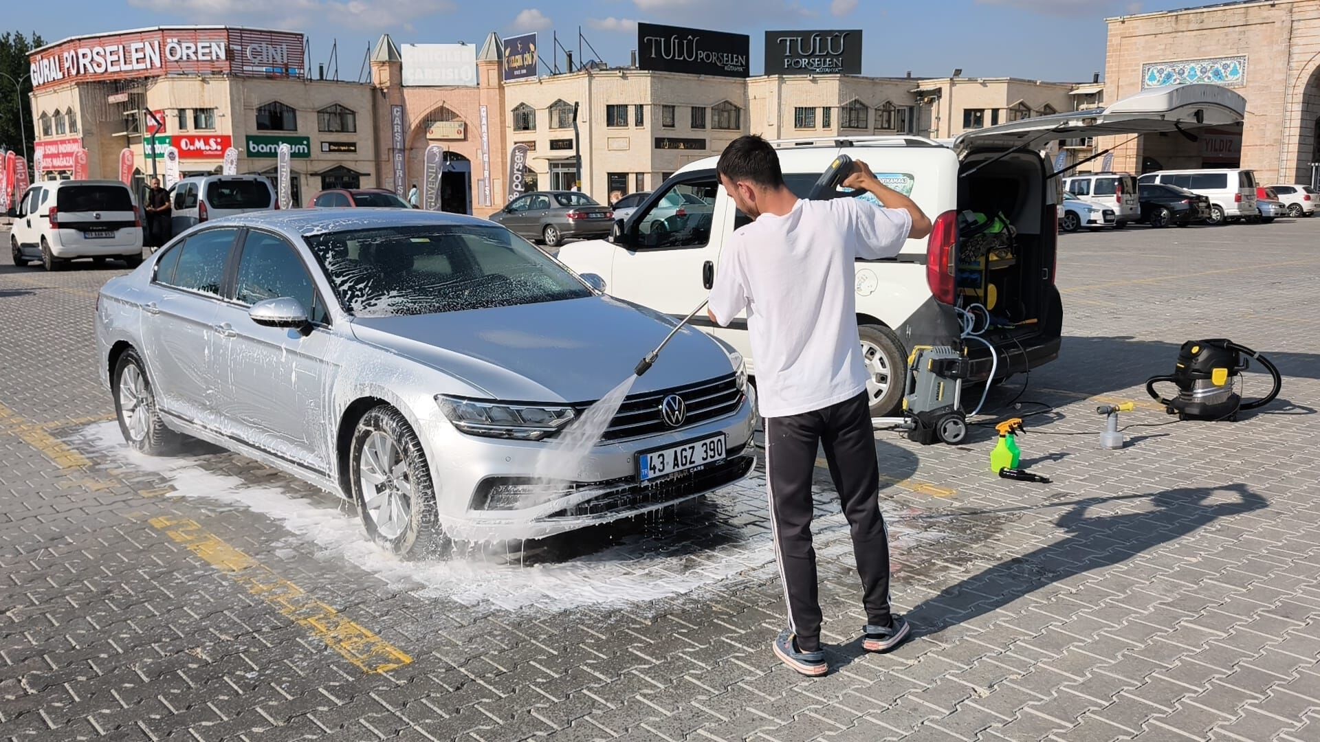 Kütahya’da Seyyar Oto Yıkama Dönemi Başladı (4)