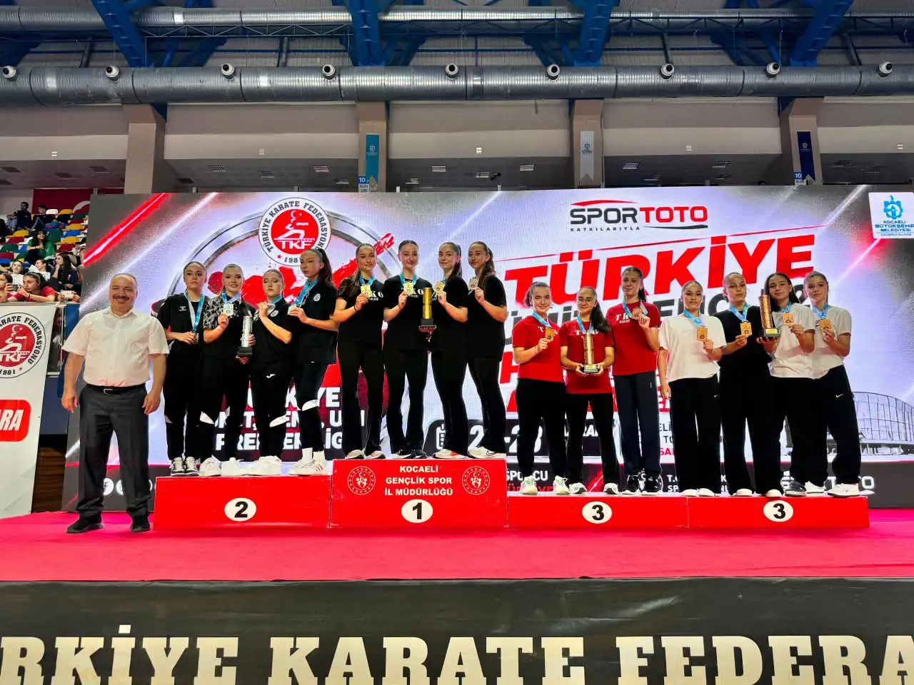 Kütahyalı Karateciler Türkiye Üçüncüsü Oldu