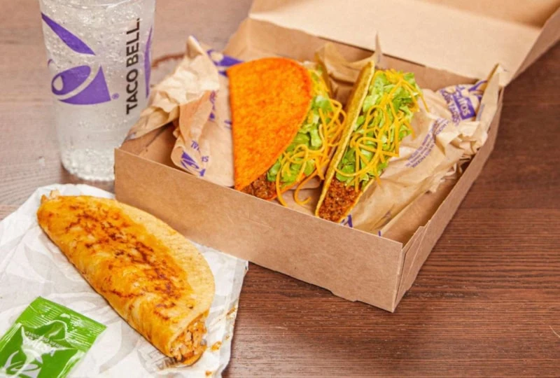 Taco Bell’de Siklospora Şüphesi Sonrası Marul Kararı