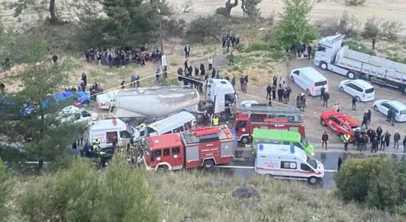Trafik Kazalarında 6 Ayda 972 Kişi Hayatını Kaybetti (3)