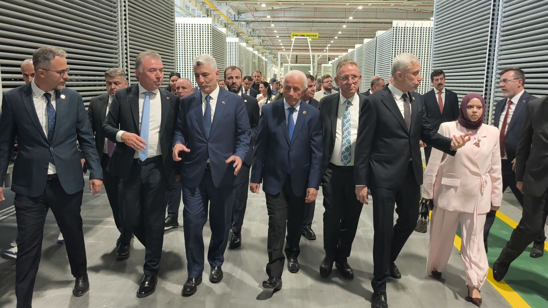 Bakan Bolat, Ng Kütahya Seramik Fabrikasını Gezdi (6)
