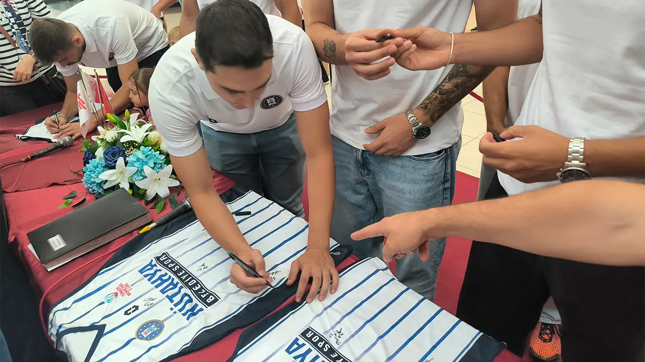 Kütahya Belediyespor Taraftarıyla Buluştu6