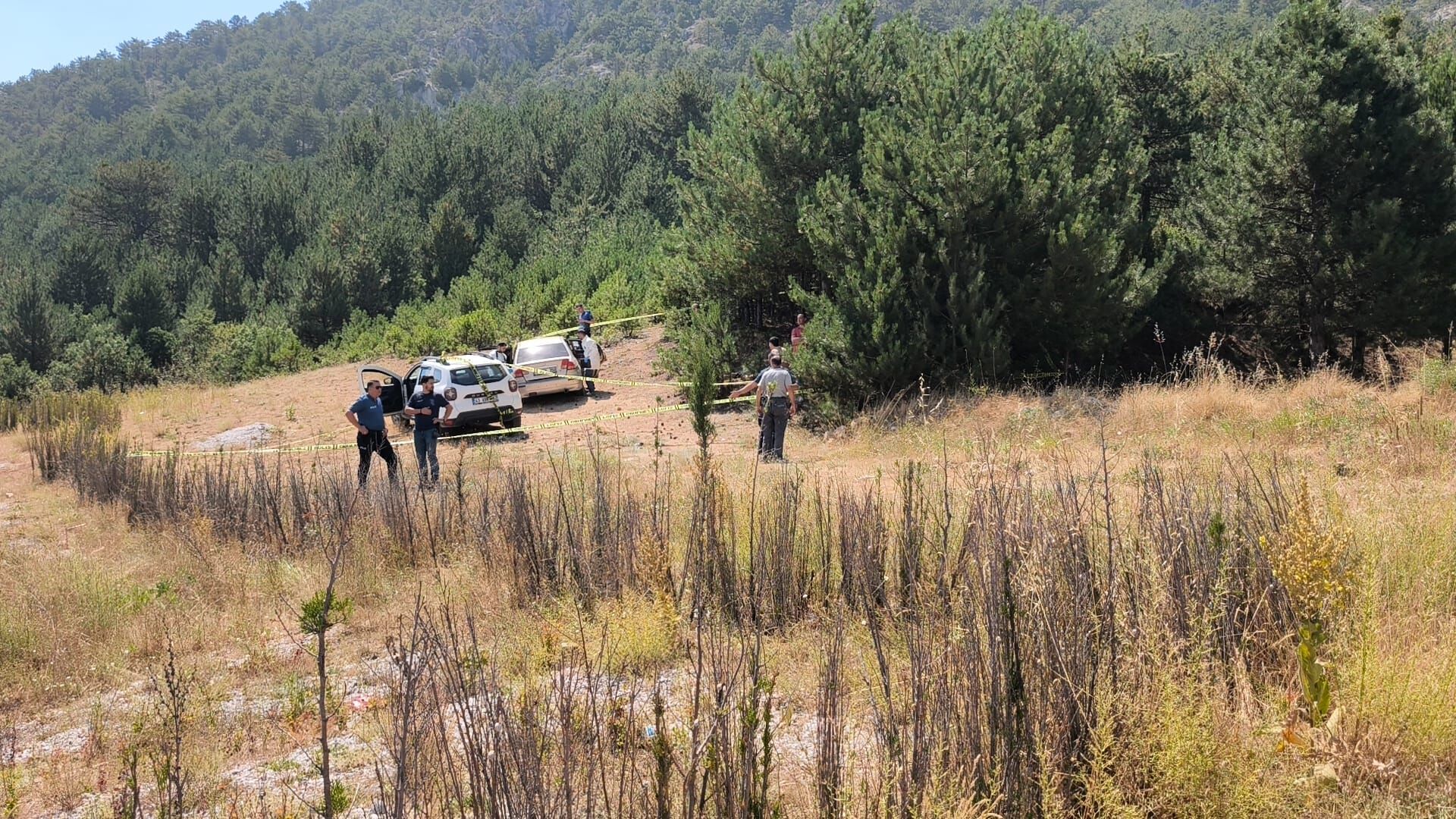 Kütahya’da 17 Yaşındaki Genç Ormanlık Alanda Ölü Bulundu (1)-2