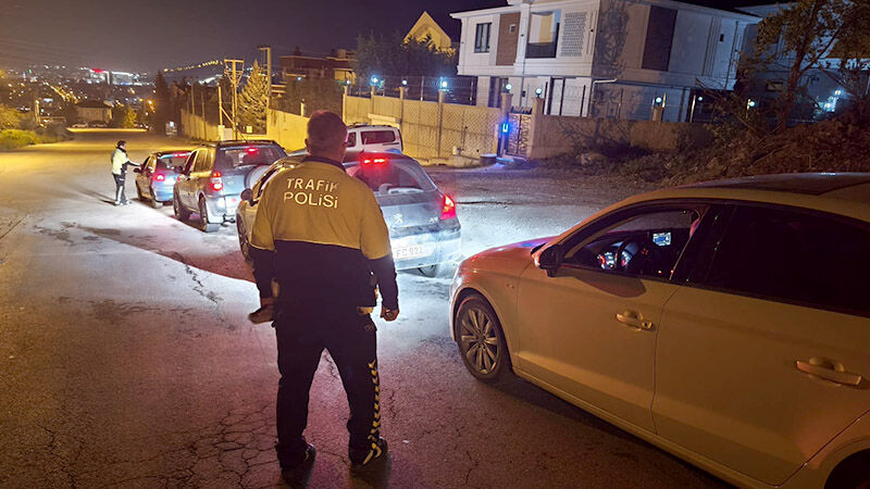 Kütahya’da Alkollü Sürücülere Yönelik Denetimler Devam Ediyor (1)