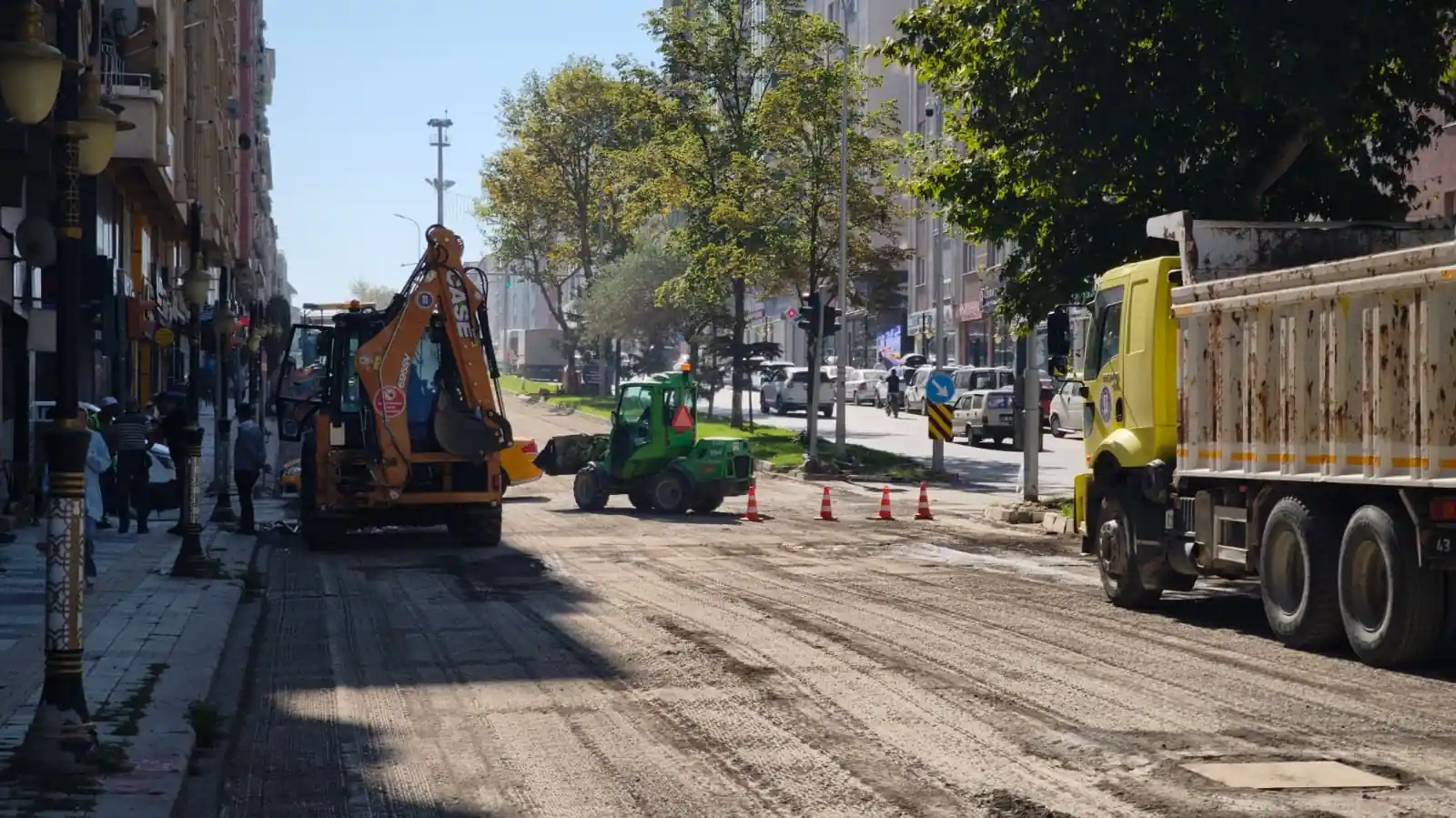Kütahya’da Asfalt Yenileme Çalışması Sürüyor