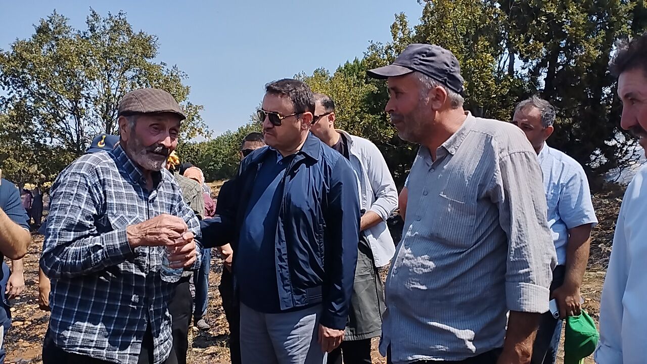 Kütahya’da Büyük Arazi Yangını (1)-1