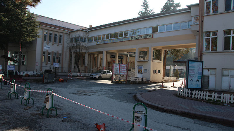 Kütahya’da Eski Hastane Ek Hizmet Binası Yıkılacak (4)