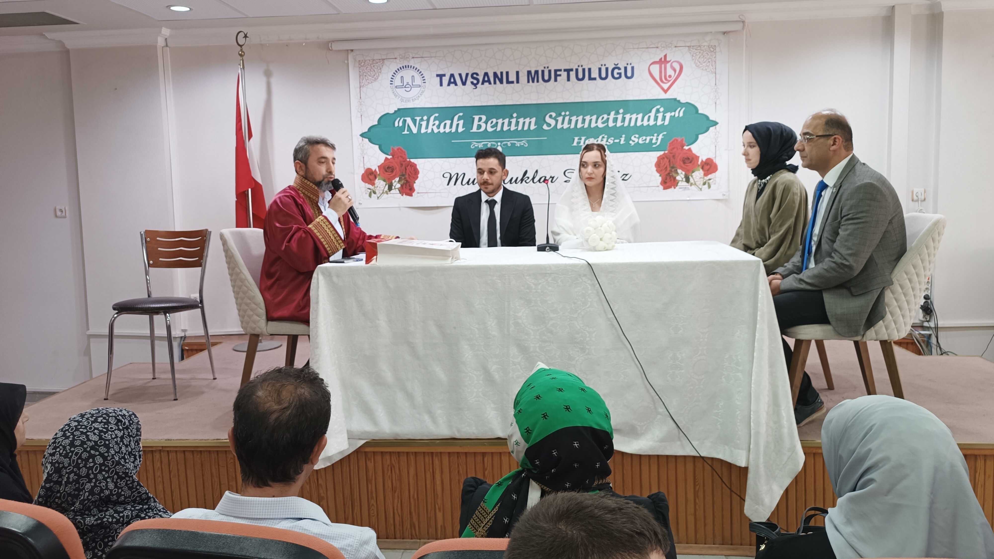 Kütahya'da Genç Çifte İki Insan Bir Hayat Projesi Desteği (5)