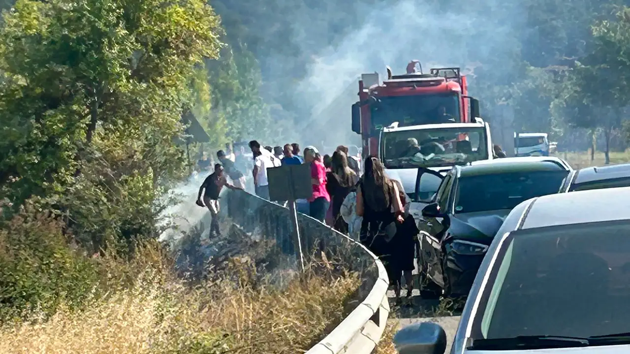 Kütahya’da Ot Yangını Büyümeden Söndürüldü2
