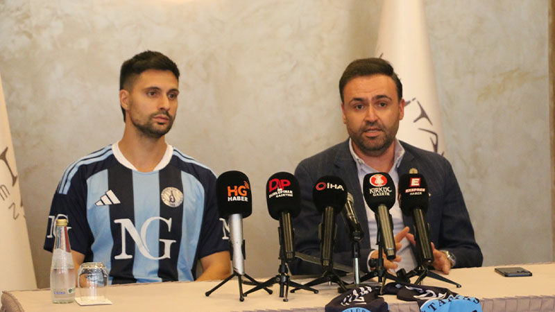 Kütahyaspor Orta Sahayı Güçlendiriyor, Imzalar Atıldı (2)