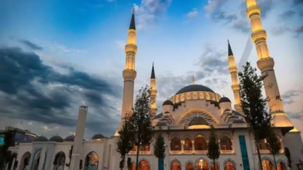 Mevlid Kandili 2026 Tarihi Bu Yıl Mevlid Kandili Hangi Gün İdrak Edilecek?