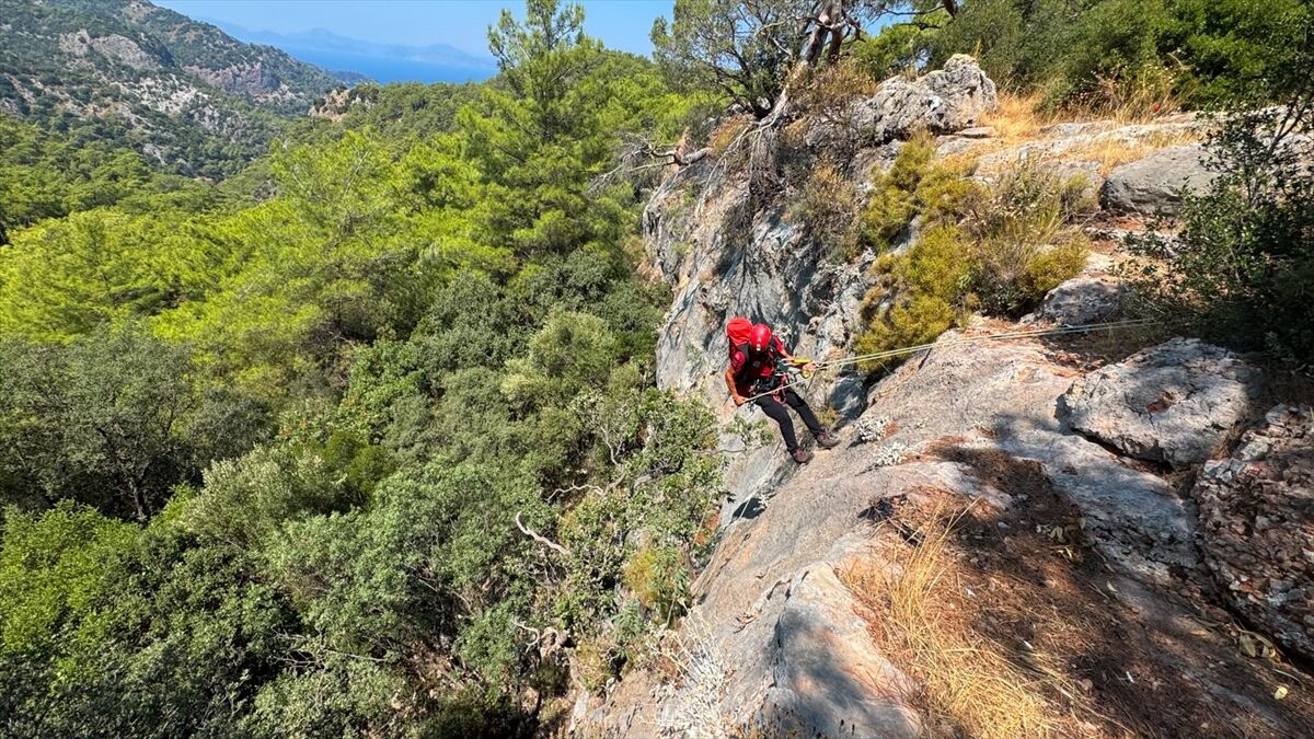 Muğla’da Ormanlık Alanda Bir Kişi Ölü Bulundu (1)
