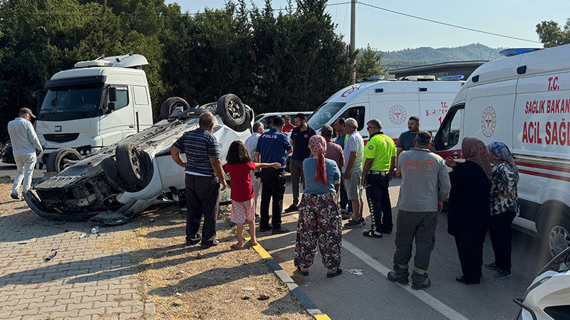 Muğla’da Tır Ile Otomobil Çarpıştı, 4 Yaralı (1)