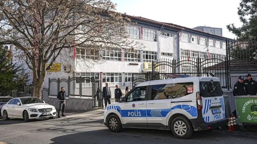 Okullarda Yeni Güvenlik Önlemleri Binlerce Personel Işe Alınacak (1)-1