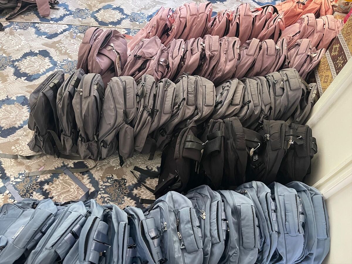 Afyonkarahisar’da 590 Öğrenciye Kırtasiye Desteği (2)
