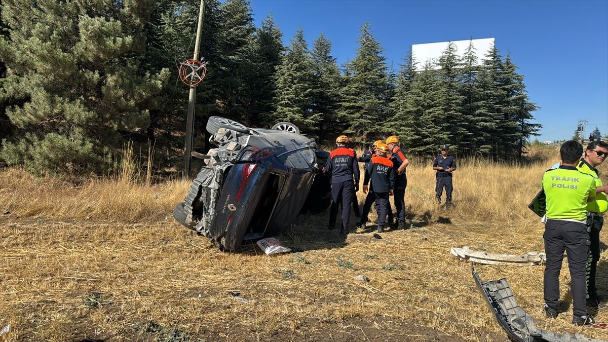 Afyonkarahisar’da otomobil tarlaya devrildi: 1 ölü